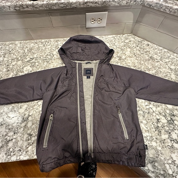 Baby Gap boys size 5 lightweight hooded Navy/grey checkered pattern rain jacket - Picture 1 of 4